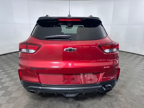 Used 2021 Chevrolet TrailBlazer RS w/ Sun and Liftgate Package image 4