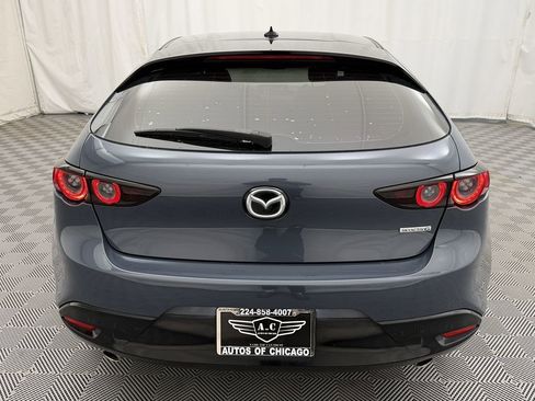 Used 2019 MAZDA MAZDA3 Hatchback w/ Premium Package FWD image 6