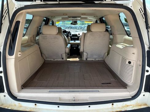 Used 2007 Cadillac Escalade AWD w/ Information Package image 16