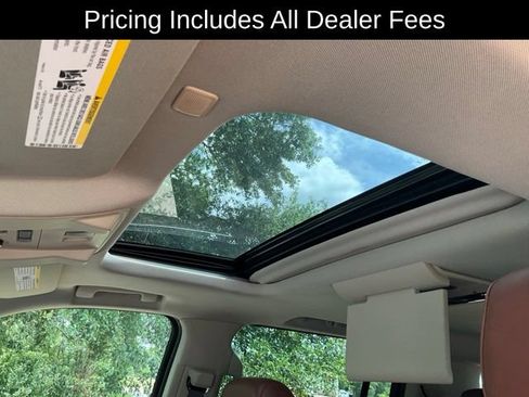 Used 2020 Cadillac Escalade ESV Premium Luxury AWD/4WD image 9