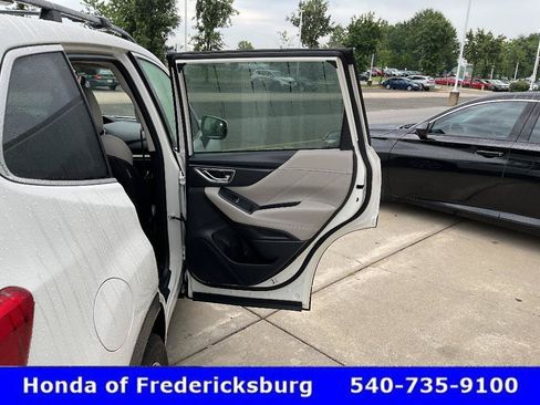 Used 2020 Subaru Forester Limited w/ Popular Package #3 AWD/4WD image 16