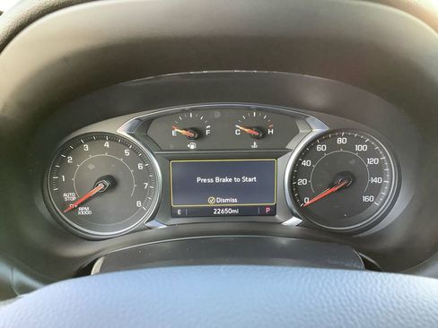 Used 2024 GMC Terrain SLE w/ Driver Convenience Package image 10