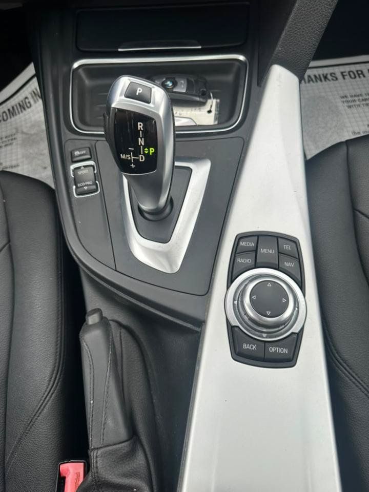 Used 2013 BMW 328i xDrive Sedan AWD/4WD image 25