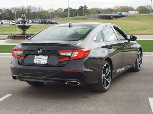 Used 2019 Honda Accord Sport image 19