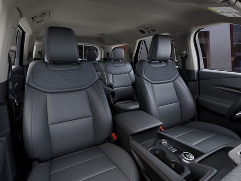 New 2027 Ford Explorer Active w/ Active Comfort Package RWD image 10
