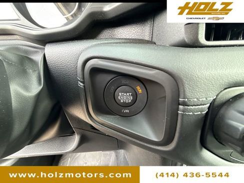 Used 2026 Jeep Wrangler Unlimited Rubicon AWD/4WD image 18