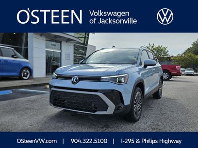 New 2025 Volkswagen Taos SE