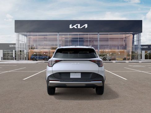 New 2026 Kia Sportage EX FWD image 5