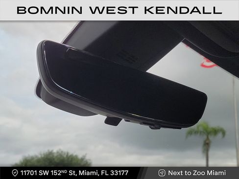 Used 2023 Chevrolet Traverse Premier image 23