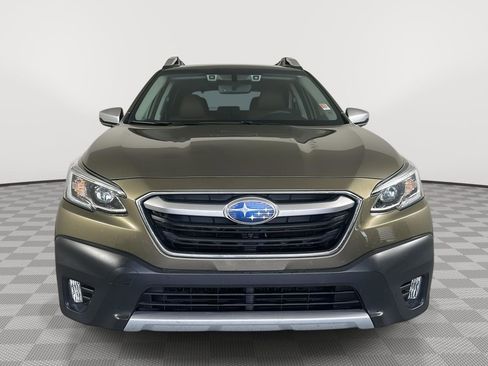 Used 2022 Subaru Outback Touring AWD/4WD image 2