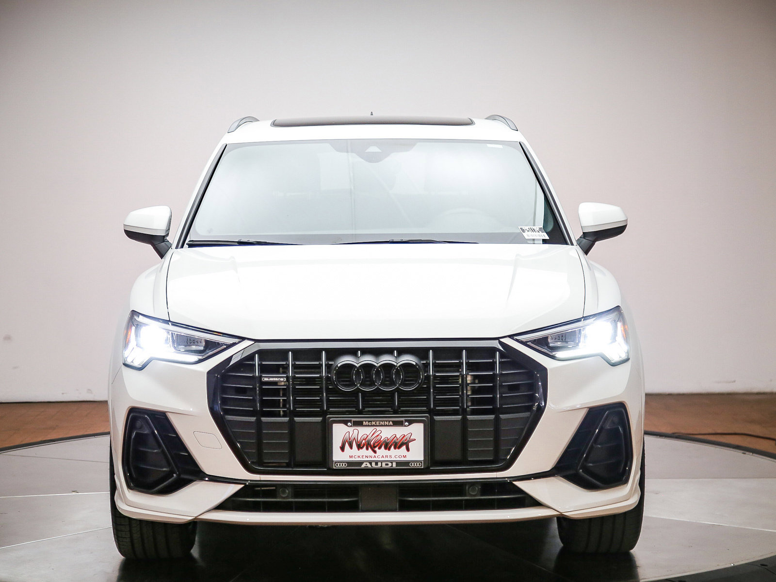 Certified 2023 Audi Q3 2.0T Premium w/ Black Optic Sport Package AWD/4WD image 2