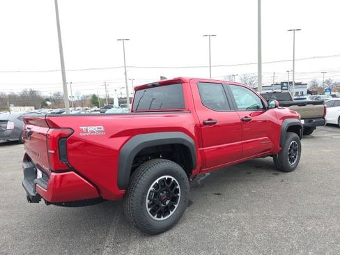 New 2025 Toyota Tacoma TRD Off-Road image 4