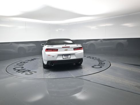 Used 2016 Chevrolet Camaro SS image 8