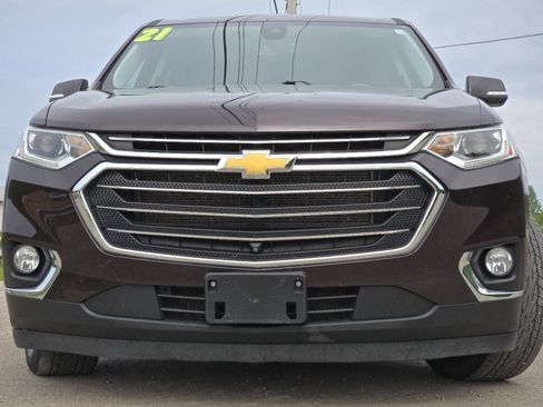 Used 2021 Chevrolet Traverse LT w/ LT Premium Package AWD/4WD image 14