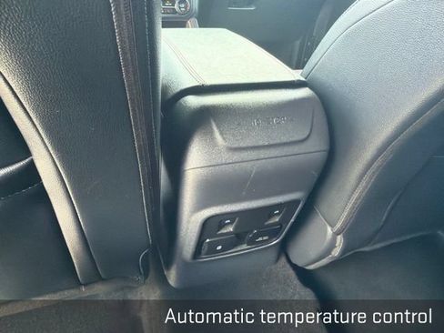 Used 2024 Ford Bronco Outer Banks AWD/4WD image 25