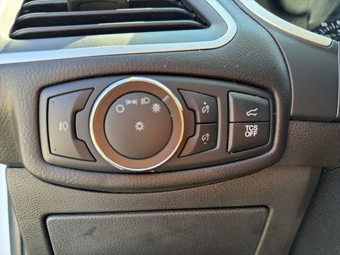 Used 2021 Ford Edge SEL w/ Convenience Package image 15