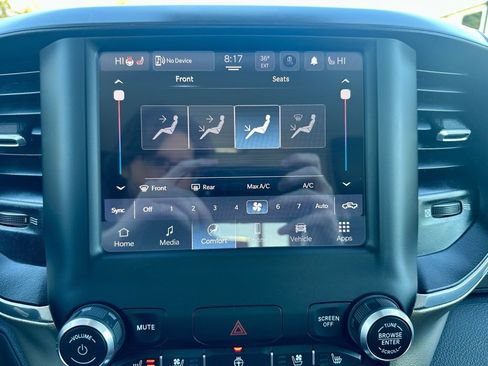 Used 2022 RAM 1500 Laramie image 23