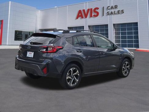 Used 2025 Subaru Crosstrek 2.5i Premium AWD/4WD image 6