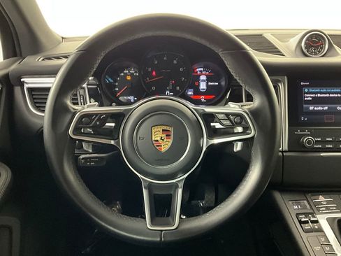 Used 2018 Porsche Macan AWD/4WD image 12