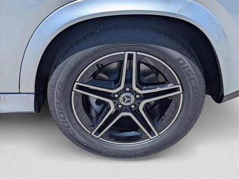 New 2025 Mercedes-Benz GLE 580 4MATIC image 9