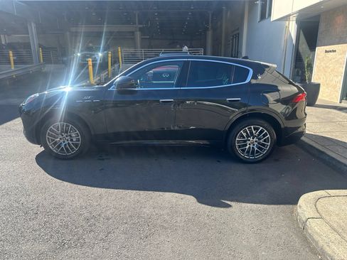 Used 2024 Maserati Grecale GT AWD/4WD image 2