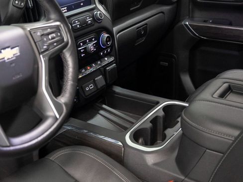 Used 2022 Chevrolet Silverado 1500 LTZ w/ Technology Package image 11