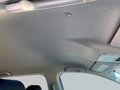 Used 2025 Honda CR-V LX image 14