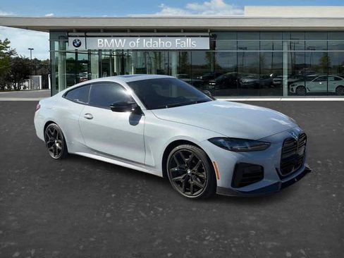 Used 2025 BMW 440i xDrive Coupe w/ Premium Package AWD/4WD image 4