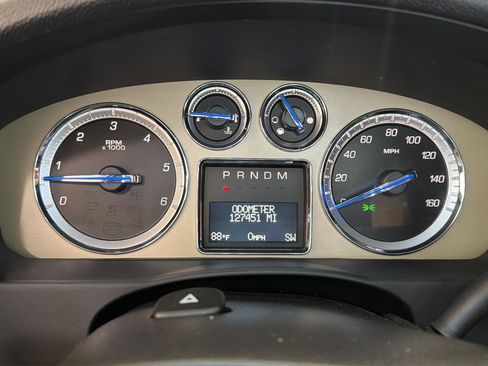 Used 2013 Cadillac Escalade Platinum AWD/4WD image 28