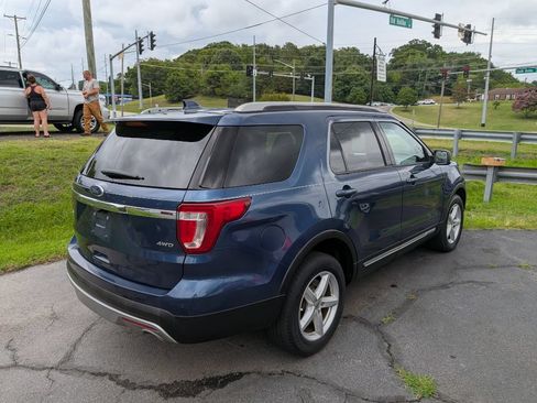 Used 2016 Ford Explorer XLT w/ Equipment Group 202A AWD/4WD image 20