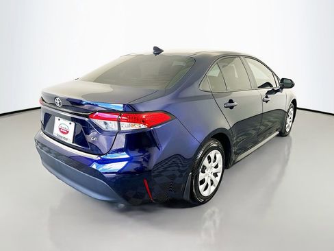 Used 2026 Toyota Corolla LE FWD image 5