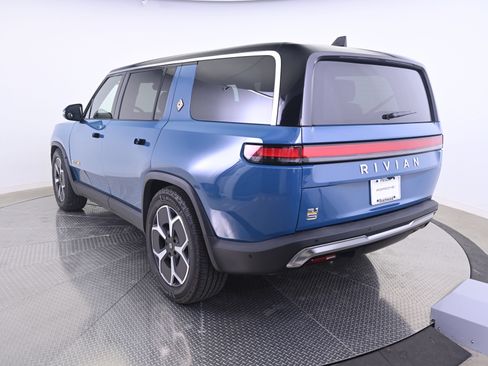 Used 2024 Rivian R1S Adventure Quad AWD/4WD image 3