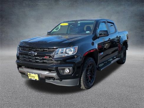 Certified 2021 Chevrolet Colorado Z71 w/ Z71 Midnight Edition image 5