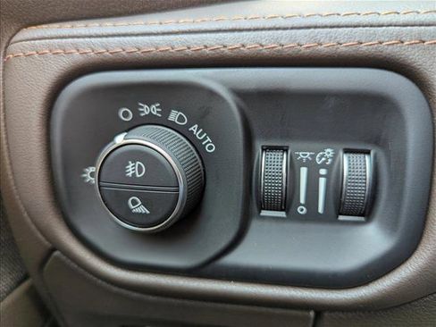 Used 2025 RAM 1500 Limited image 16