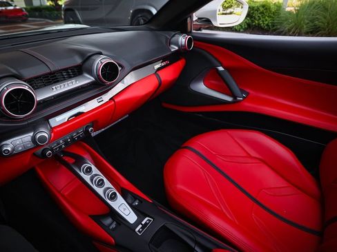 Used 2021 Ferrari 812 GTS RWD image 31