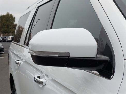 Used 2024 Ford Expedition Max Limited image 13