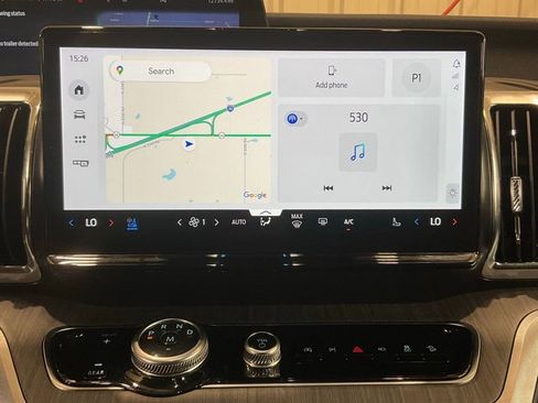 Used 2025 Ford Expedition Platinum w/ Platinum Ultimate Package image 19