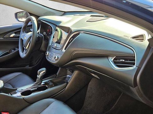 Used 2024 Chevrolet Malibu LT image 24