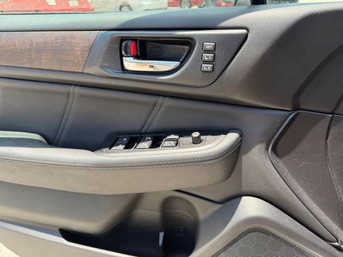 Used 2019 Subaru Outback 2.5i Limited w/ Popular Package #2 AWD/4WD image 35