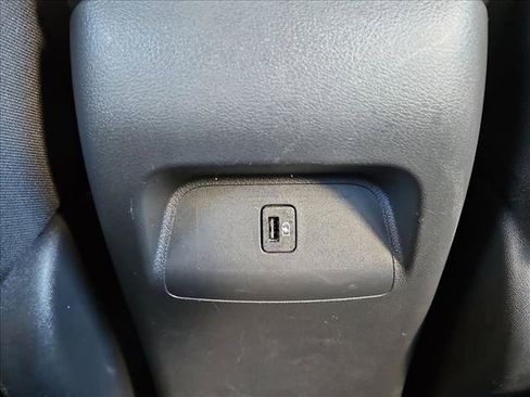 Used 2025 Nissan Sentra SV FWD image 16