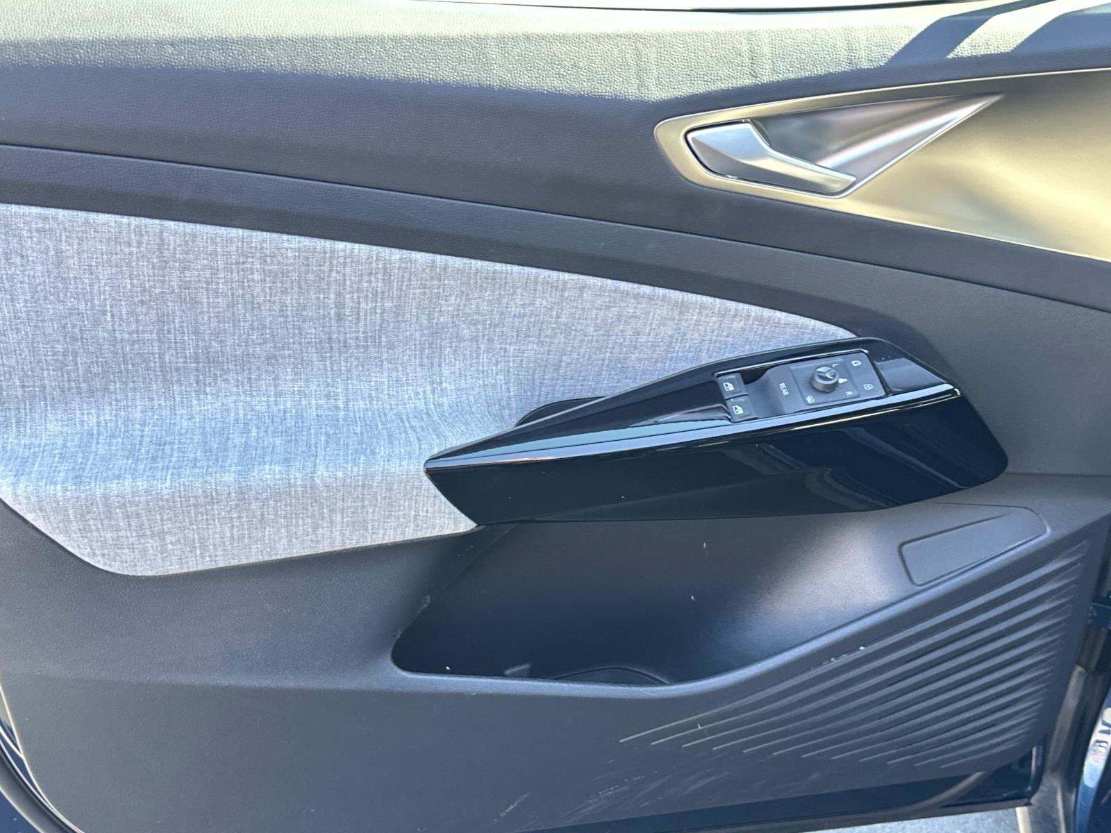 Certified 2023 Volkswagen ID.4 Pro RWD image 20