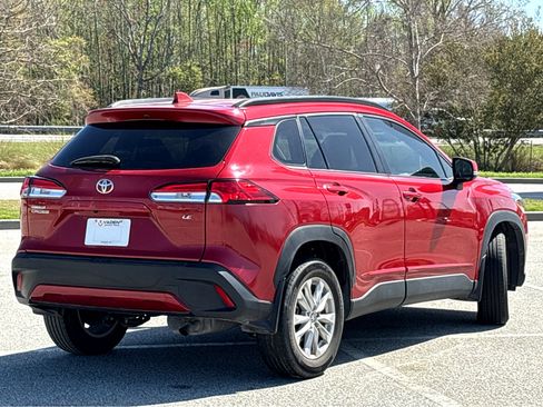 Used 2022 Toyota Corolla Cross LE image 21