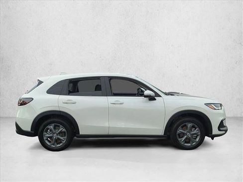 Used 2026 Honda HR-V LX image 4