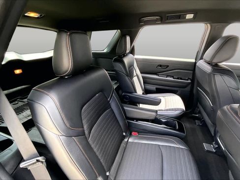 Certified 2024 Nissan Pathfinder Rock Creek AWD/4WD image 20