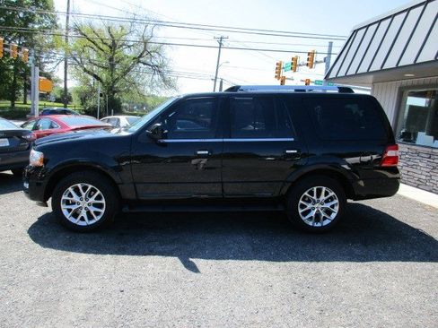 Used 2017 Ford Expedition Limited AWD/4WD image 5