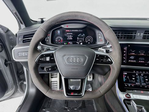 Used 2022 Audi RS 6 AWD/4WD image 12