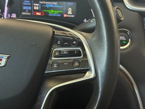 Used 2019 Cadillac XTS Luxury image 12