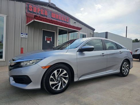 Used 2017 Honda Civic EX image 1