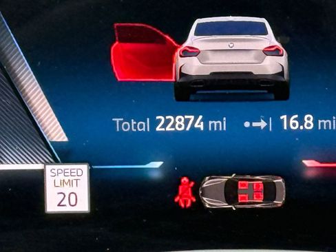 Used 2025 BMW M240i Coupe image 26