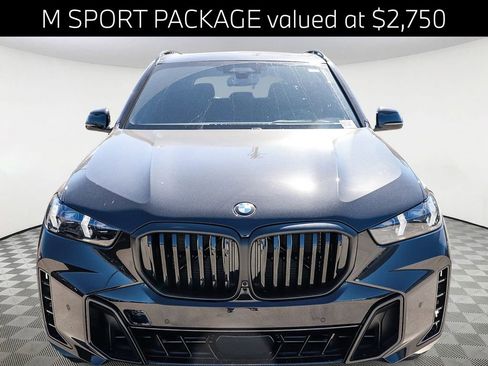 New 2026 BMW X5 xDrive40i w/ M Sport Package AWD/4WD image 2